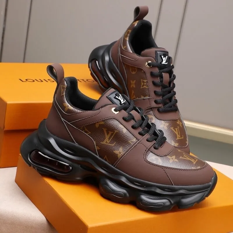 Air Cushion Sneakers with Chunky Street Runner Design