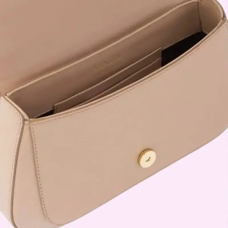 Designer Logo-Plaque Shoulder Bag