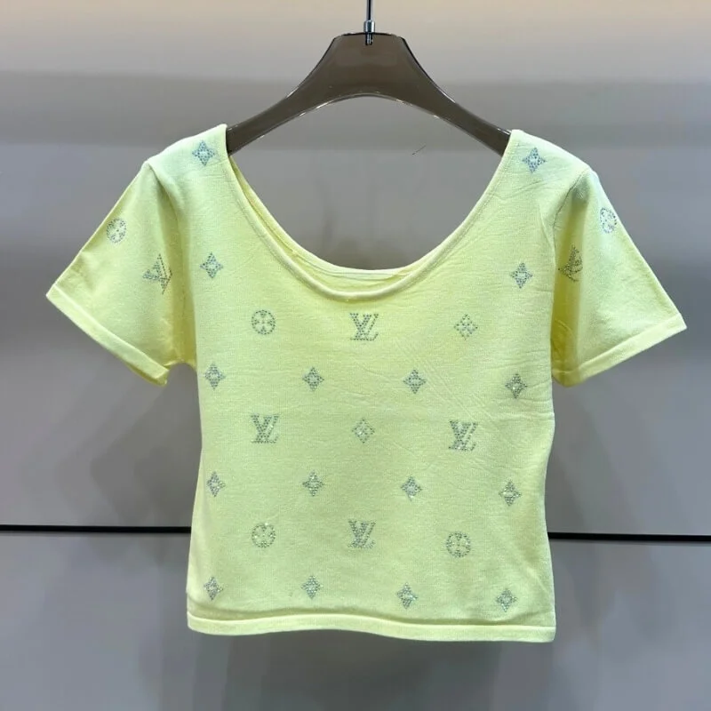 Everyday Scoop Neck Crop Top Featuring Sparkle Accents