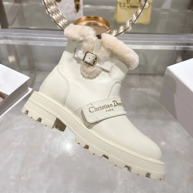Fur Lined Ankle Winter Boots Warm Chunky Sole Buckle Style