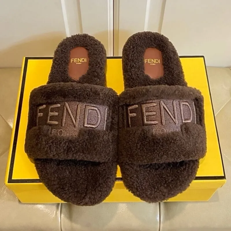 Plush Fleece Slide Slippers Soft Comfortable House Slides
