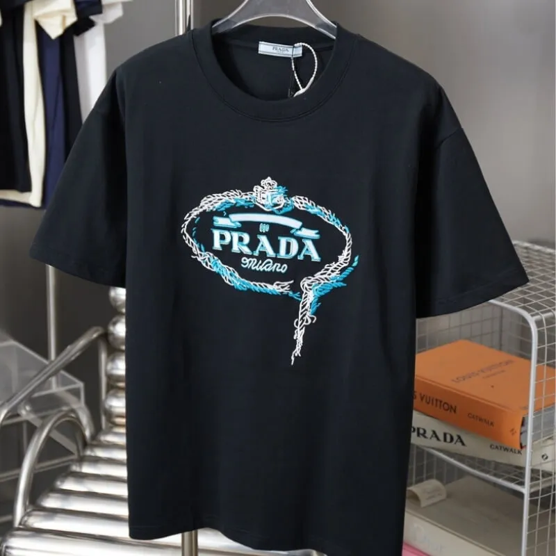 Printed Crest Cotton T-Shirt Clean Modern Street Fit