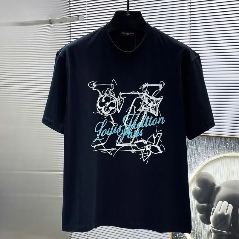 Scribble Script Graphic T-Shirt Modern Streetwear Fit