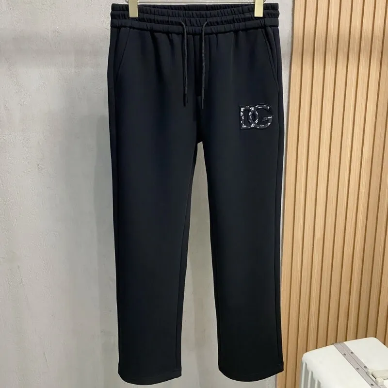 Straight Leg Minimal Sweatpants Clean Everyday Fit