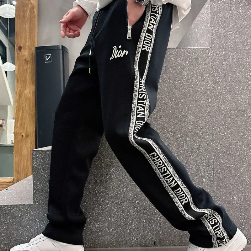 Straight Leg Side Stripe Sweatpants Clean Athletic Fit