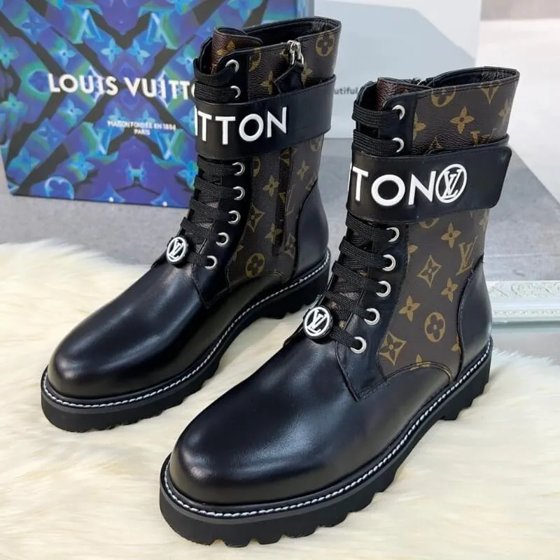 Street Style Strap Combat Boots Chunky Lace-Up Design