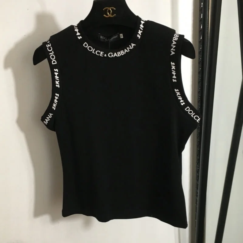 Structured Shoulder Trim Sleeveless Knit Top