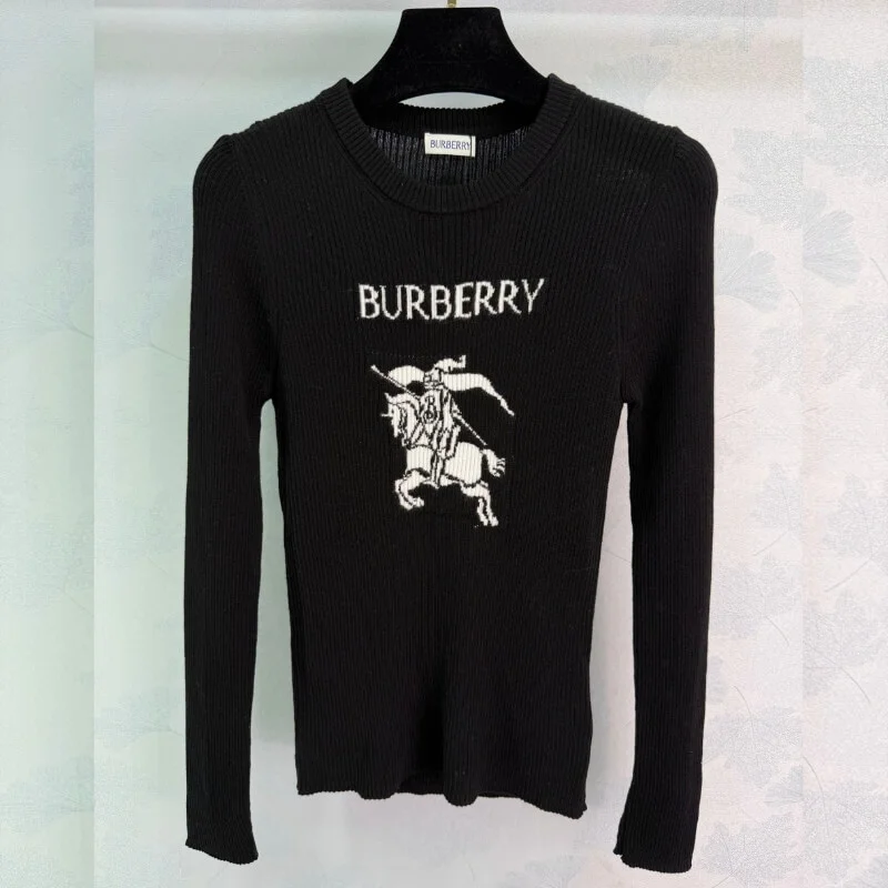 Women’s Equestrian Crest Ribbed Knit Top